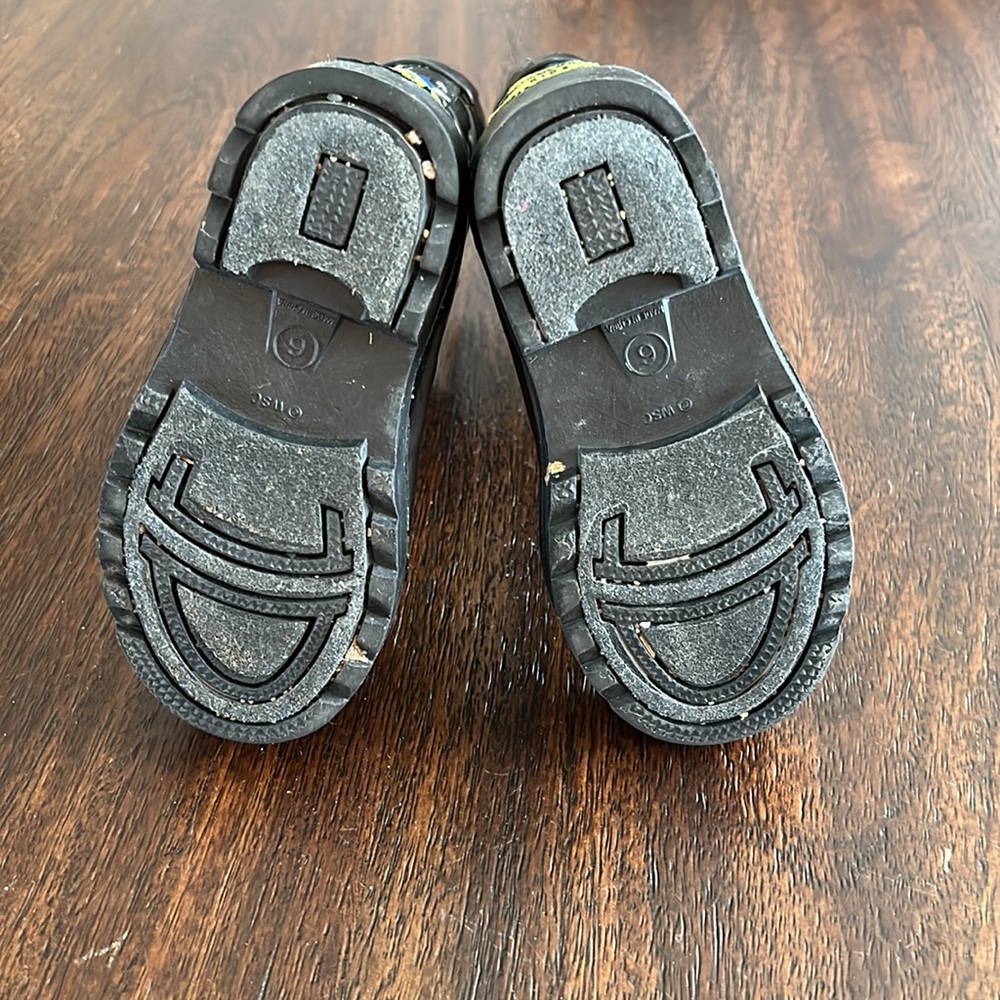 Western Chief Shark Rain Boots - Picture 8 of 8